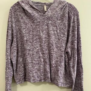 Cropped purple sweatshirt